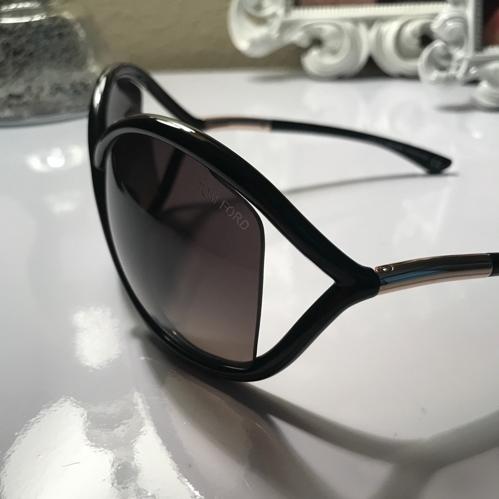 Tom Ford Polarized Whitney Sunglasses!
